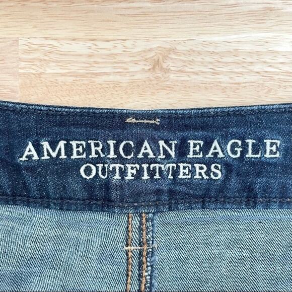 American Eagle Dark Wash Mid-Rise Cut-Off Denim Shorts - Picture 7 of 8